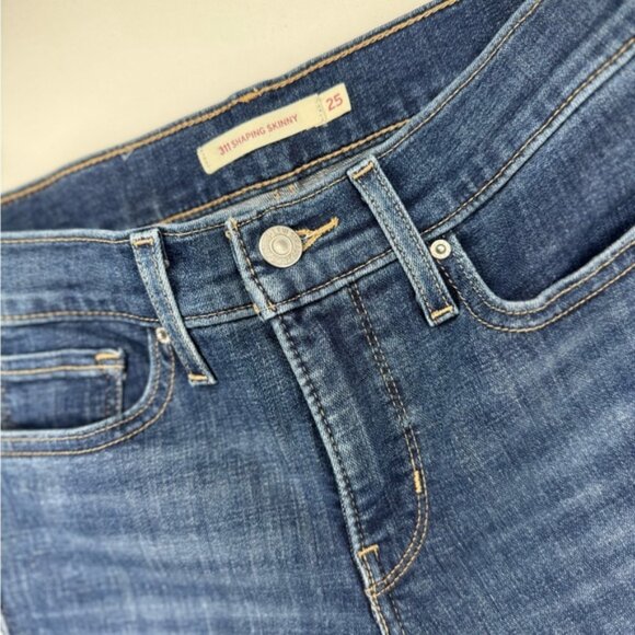 Levi's Women's 311 Shaping Skinny Jeans, Size 25x30 - Picture 10 of 14
